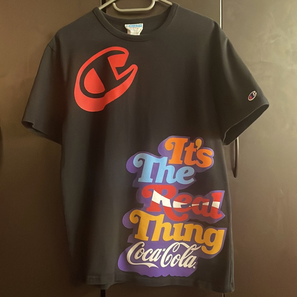 Champion It’s The Real Thing Coca Cola Size Medium T-Shirt